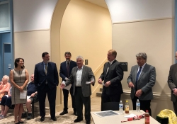 30 de mayo de 2019: El senador Fontana habló en la gran inauguración del desarrollo Morningside Crossing. Este proyecto reconvirtió el antiguo edificio de la escuela Morningside en viviendas para personas mayores y cuenta con un nuevo centro comunitario y una plaza pública.