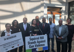 24 de octubre de 2019: El senador Fontana habló en una conferencia de prensa el 24 de octubre en Squirrel Hill, organizada por Squirrel Hill Stands Against Gun Violence, Bend the Arc: Pittsburgh y CeaseFirePA que se centró en la necesidad de acción a nivel estatal y federal para reducir la violencia armada a raíz del tiroteo del 27 de octubre del año pasado en Tree of Life.