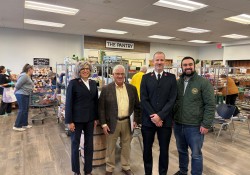 Senator Fontana, and his colleagues Senator Jay Costa and Senator Nick Pisciottano, partnered with The Salvation Army of Western Pennsylvania to collect non-perishable food items and monetary donations to stock Salvation Army food pantry shelves in neighborhoods across Pittsburgh. Senators Fontana and Pisciottano were given a tour of the facility on McNeilly Road and spent the morning hearing about the Salvation Army’s capabilities and needs with Major Marika Payton and Major Justin Caldwell.