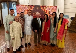 Octubre 27, 2025: Senator Fontana attended the Diwali Celebration at the State Capitol. The festival of lights is celebrated by Hindus, Jains and Sikhs worldwide.