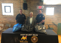 5 de septiembre de 2019: ¡El Senador Fontana organiza su Feria Anual de Adultos Mayores el 5 de septiembre en el Centro Recreativo de Dormont! Durante el evento de tres horas, 117 personas se tomaron fotos para su nueva tarjeta Senior ConnectCard, 72 asistentes recibieron su vacuna contra la gripe, más de 90 libras de medicamentos no deseados fueron desechados adecuadamente gracias al Proyecto D.U.M.P. del Sheriff de Allegheny y 20 personas fueron certificadas para una tarjeta médica de marihuana.