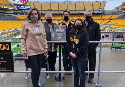 15 de noviembre de 2020: El senador Fontana participó en una ceremonia previa al partido de los Pittsburgh Steelers el domingo en Heinz Field cuando los Steelers volvieron a dedicar un asiento como parte del programa One Empty Seat.  Este programa Silla de Honor honra a los soldados desaparecidos en combate o prisioneros de guerra. La senadora Fontana estuvo acompañada por la senadora Pam Iovino, el senador Lindsey Williams, el senador Jay Costa y Jim Sacco, vicepresidente de operaciones y gestión del estadio de los Steelers.