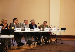 Senator Fontana participated in a Joint Senate and House Democratic Policy Committee Hearing on the Impact of Neighborhood Blight and Revitalization, Agosto 4 at Hosanna House in Wilkinsburg.