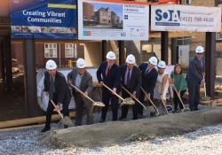 Agosto 23, 2017: Senator Fontana participated in a groundbreaking ceremony in Morningside on Aug. 23 for the Morningside Crossing project. 