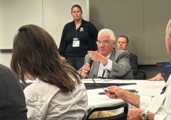 Noviembre 5, 2025: Senator Fontana participated in a roundtable discussion hosted by Allegheny County Executive Sara Innamorato and the Pittsburgh Robotics Network with industry leaders on how robotics and AI can grow Allegheny County. Senator Fontana spoke directly with industry leaders to get their thoughts about what is needed to do to help the industry thrive and create jobs here in Allegheny County and keep our young people here. The roundtable was part of Robotics and AI Discovery Day, an event held at the David L. Lawrence Convention Center. 